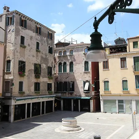 Rialto Market Lägenhet *