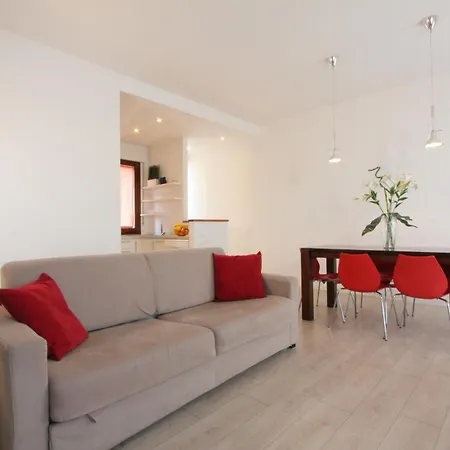Rialto Market Apartment
